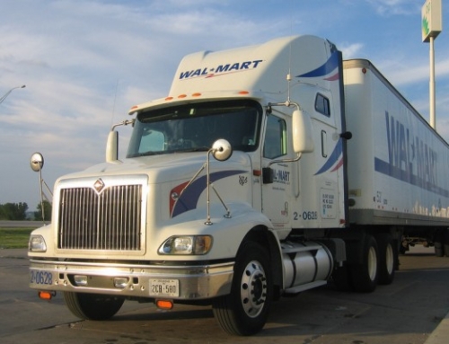 Comedian Tracy Morgan Sues Walmart As A Result of Deadly Trucking Accident