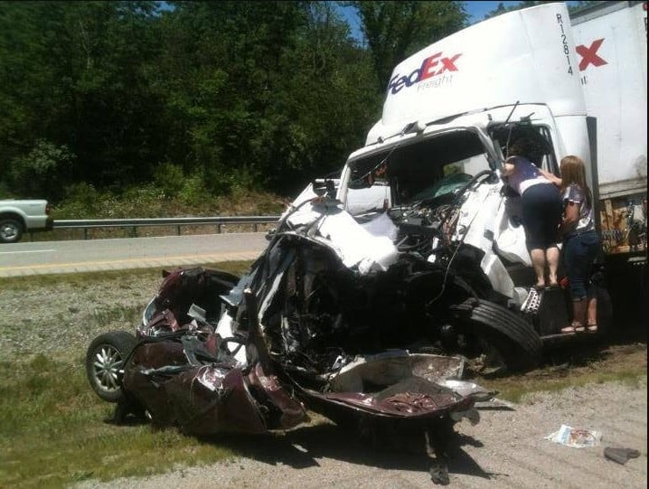 fed ex trucking accident