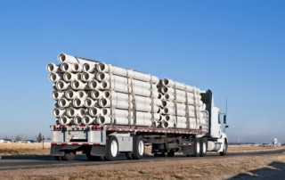 improperly loaded truck cargo